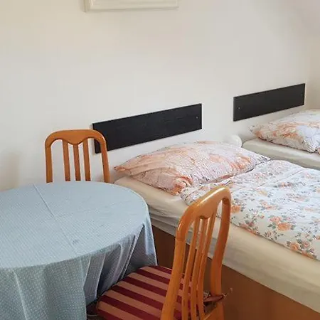 아파트 Apartman V Centru *
